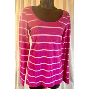 American Eagle Outfitters Favorite Tee